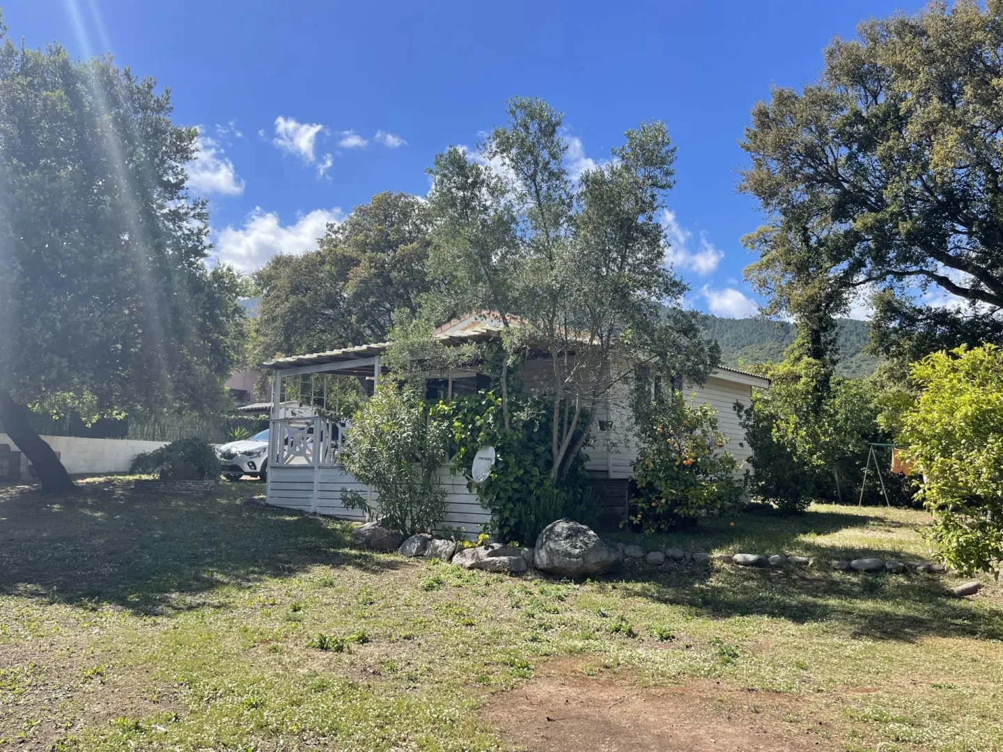 VILLA 3P sur une parcelle de 800M2